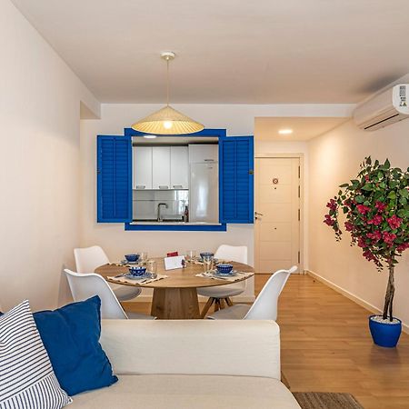 Solis Mare Apartments - Pedregalejo Beach Малага Екстериор снимка