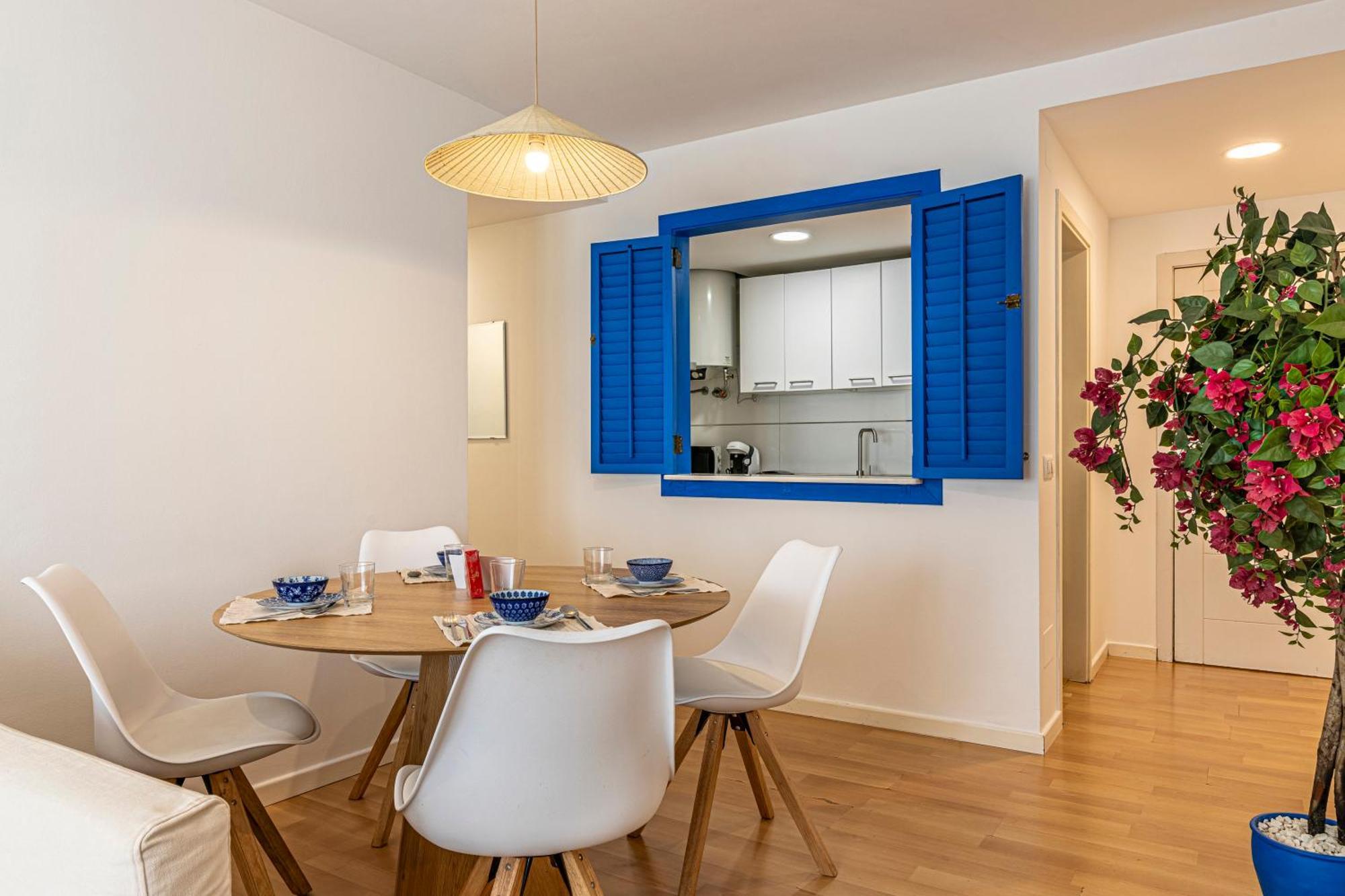 Solis Mare Apartments - Pedregalejo Beach Малага Екстериор снимка