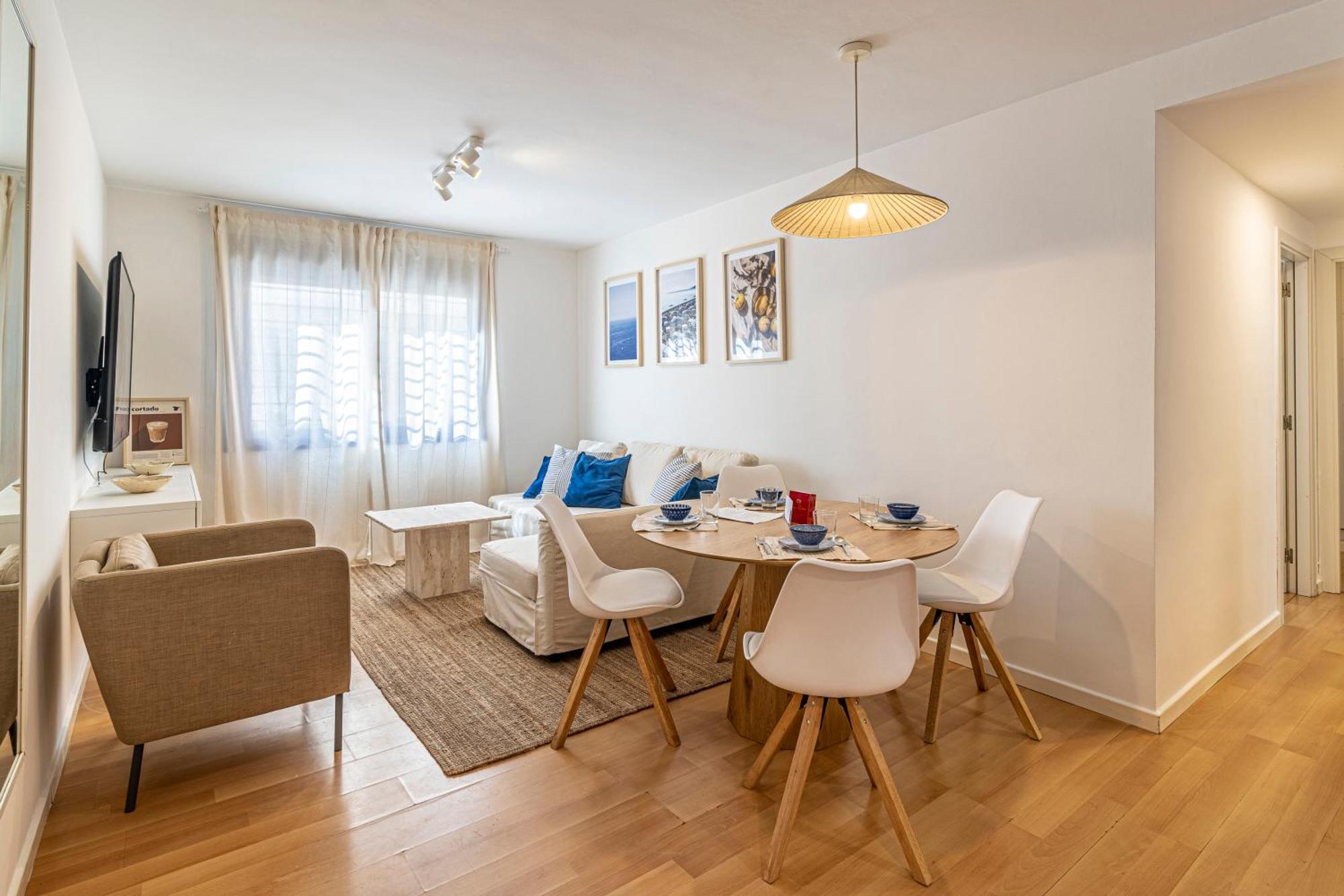 Solis Mare Apartments - Pedregalejo Beach Малага Екстериор снимка